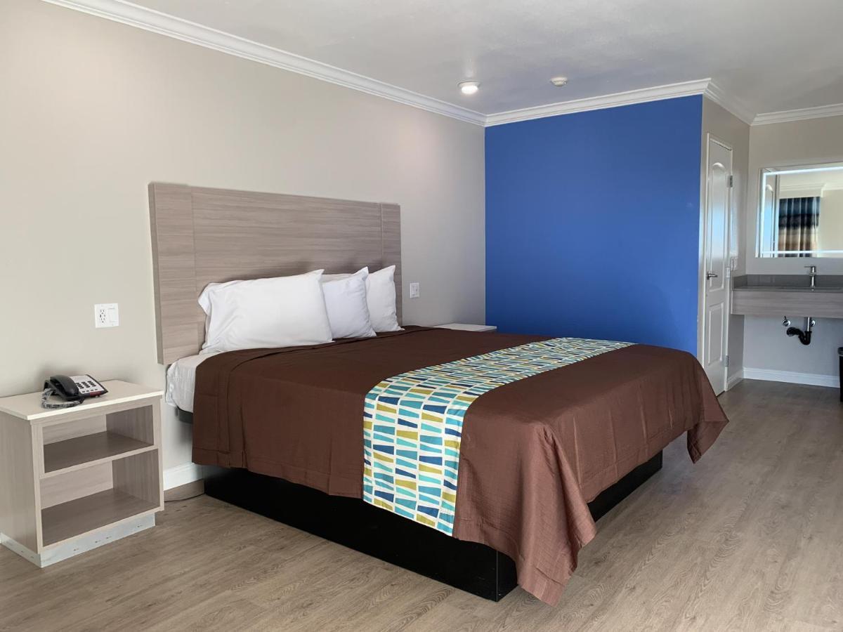 Mojave Inn Victorville Buitenkant foto