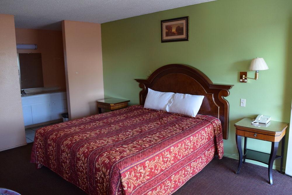Mojave Inn Victorville Buitenkant foto